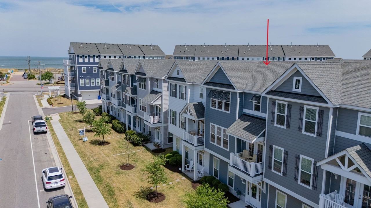 9622 21st Bay St - Photo 2 of 36