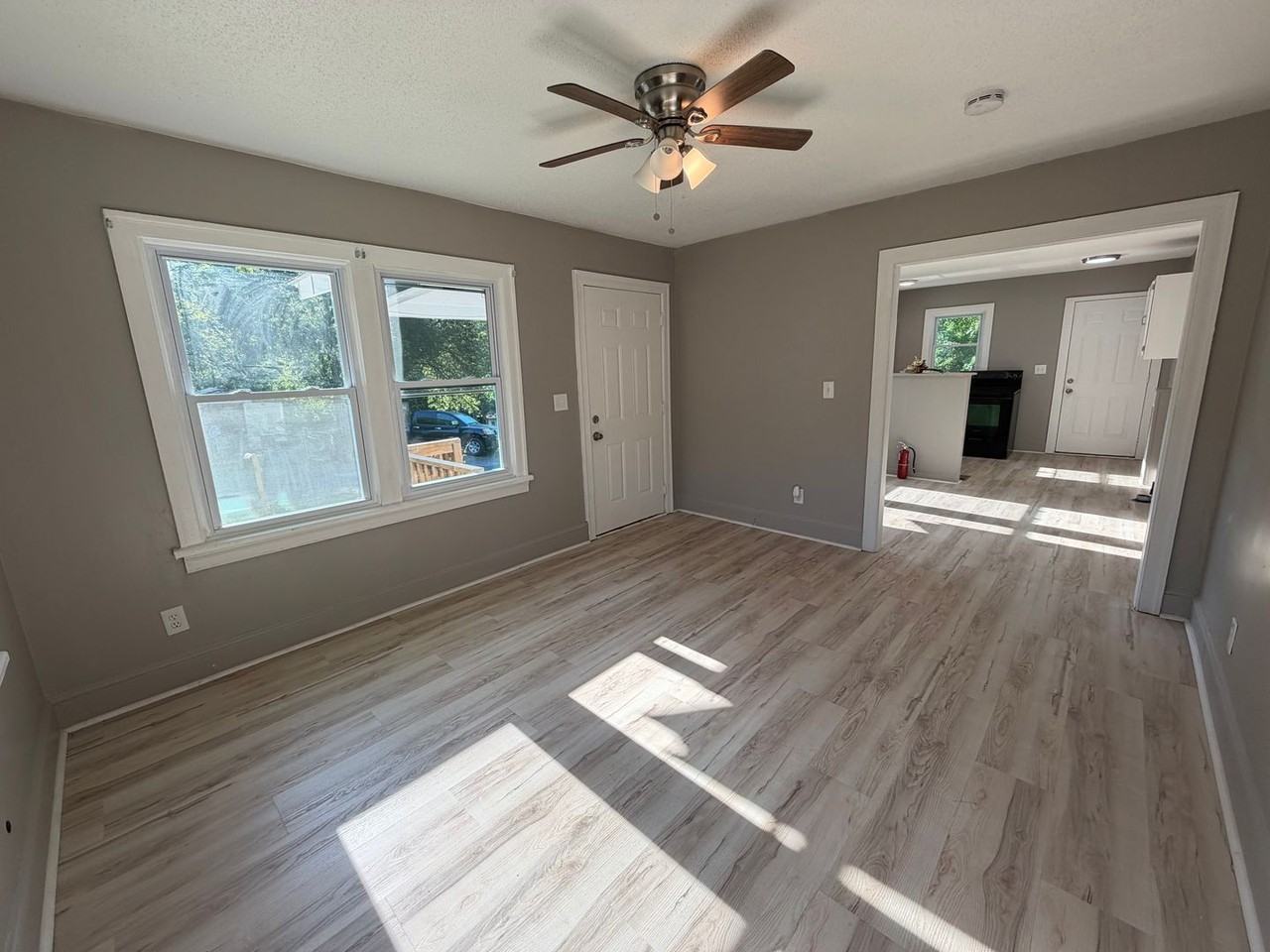 40 Clervue Cir Ne - Photo 5 of 17