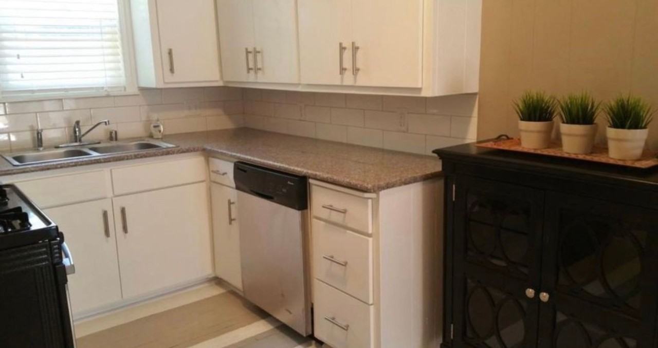 3320 32nd St - Photo 5 of 17