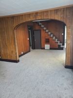featured image of 623 W 9th St