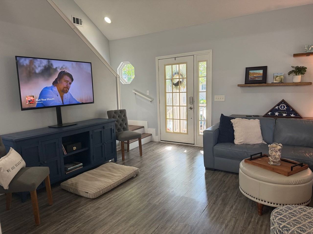 35 Brittany Pl - Photo 5 of 32