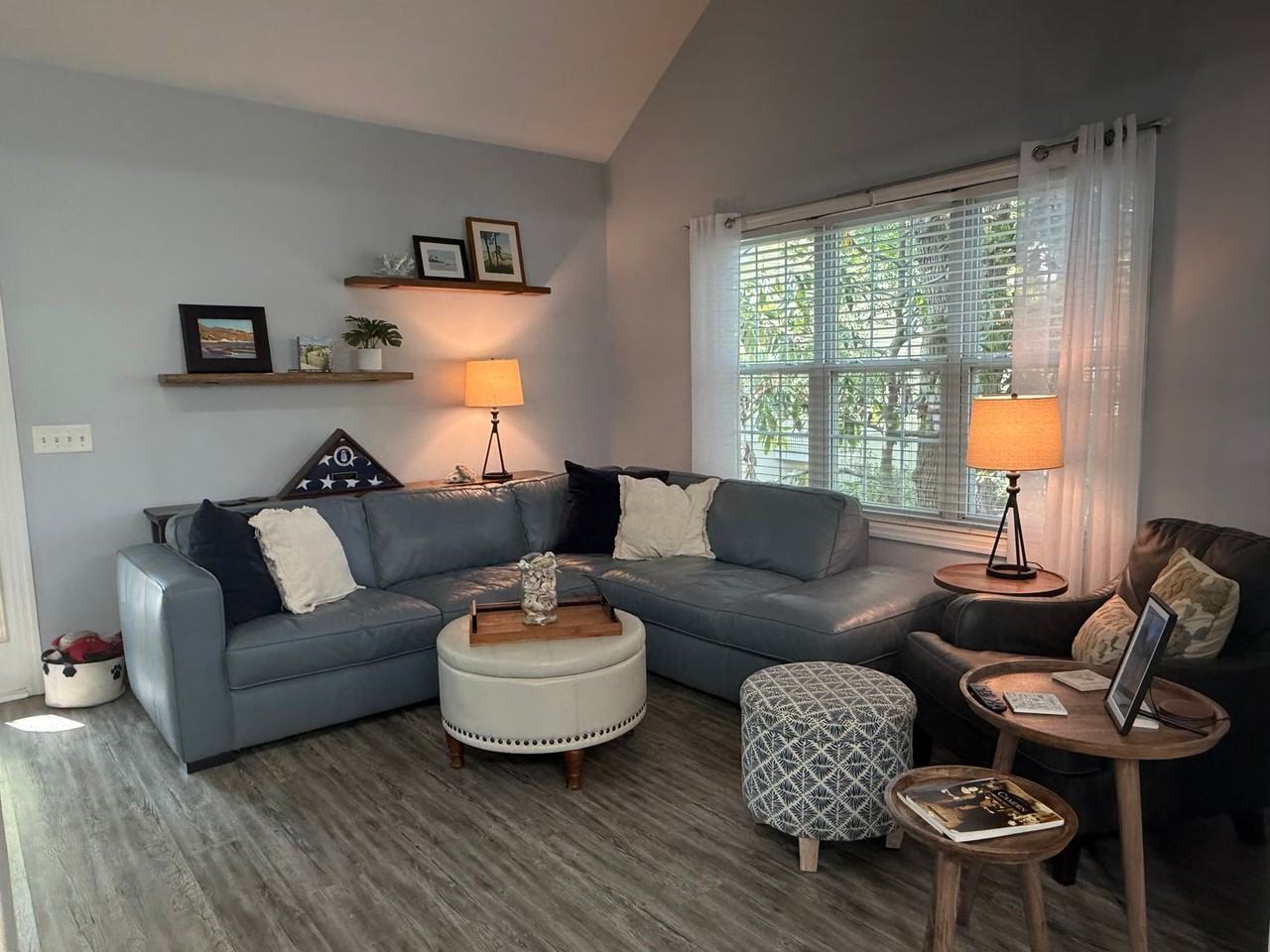 35 Brittany Pl - Photo 6 of 32