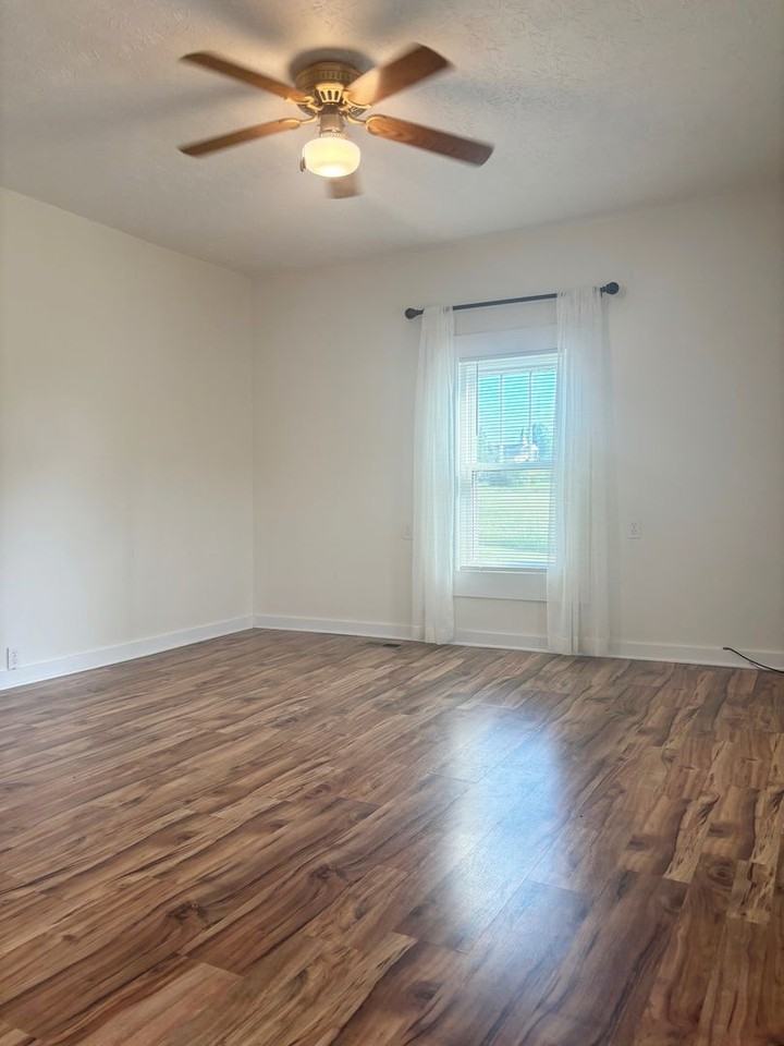 2727 Barkshed Rd - Photo 6 of 16