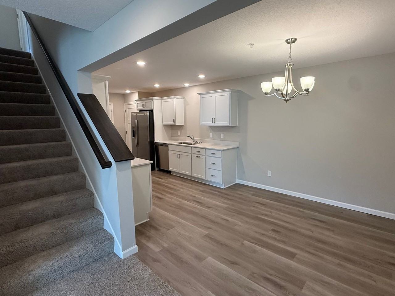 12660 Pond View Rd - Photo 4 of 18