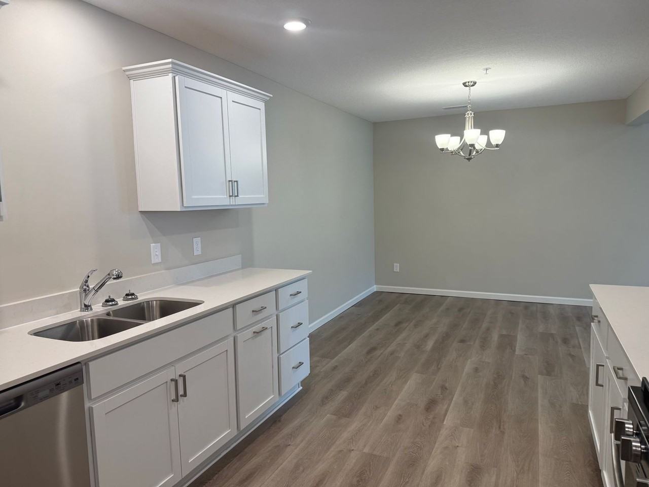 12662 Pond View Rd - Photo 6 of 18