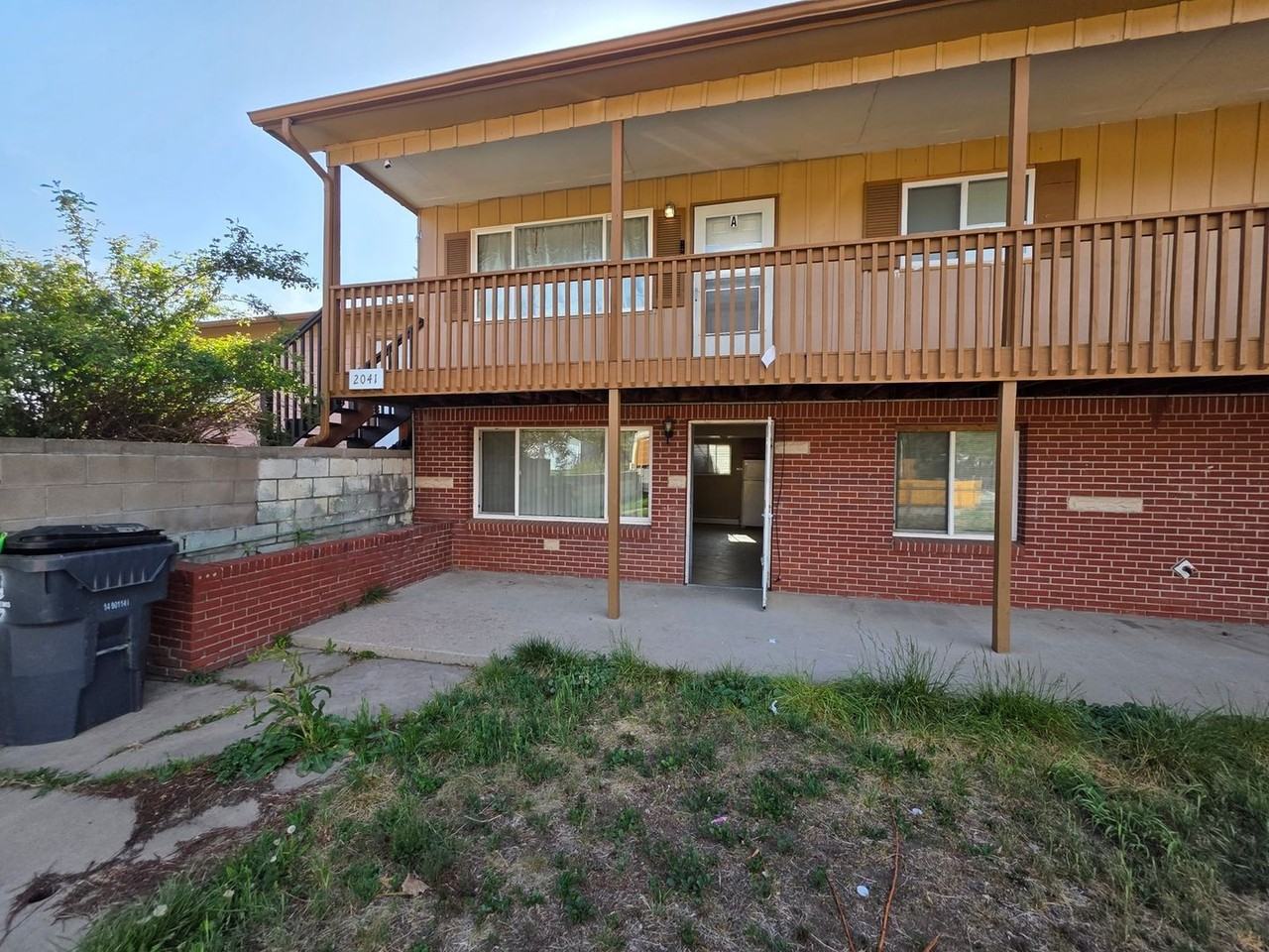 2041 Fairplay St - Photo 2 of 11