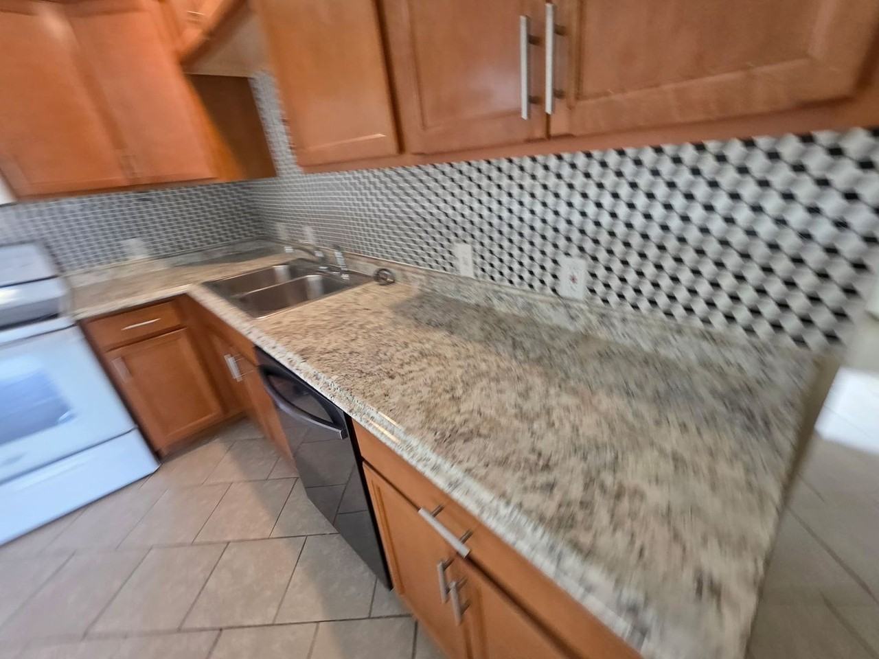 2041 Fairplay St - Photo 3 of 11