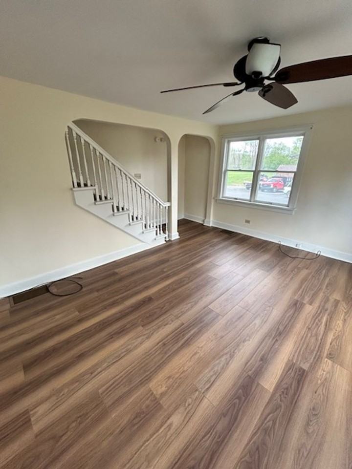 415 N Loyalsock Ave - Photo 3 of 15
