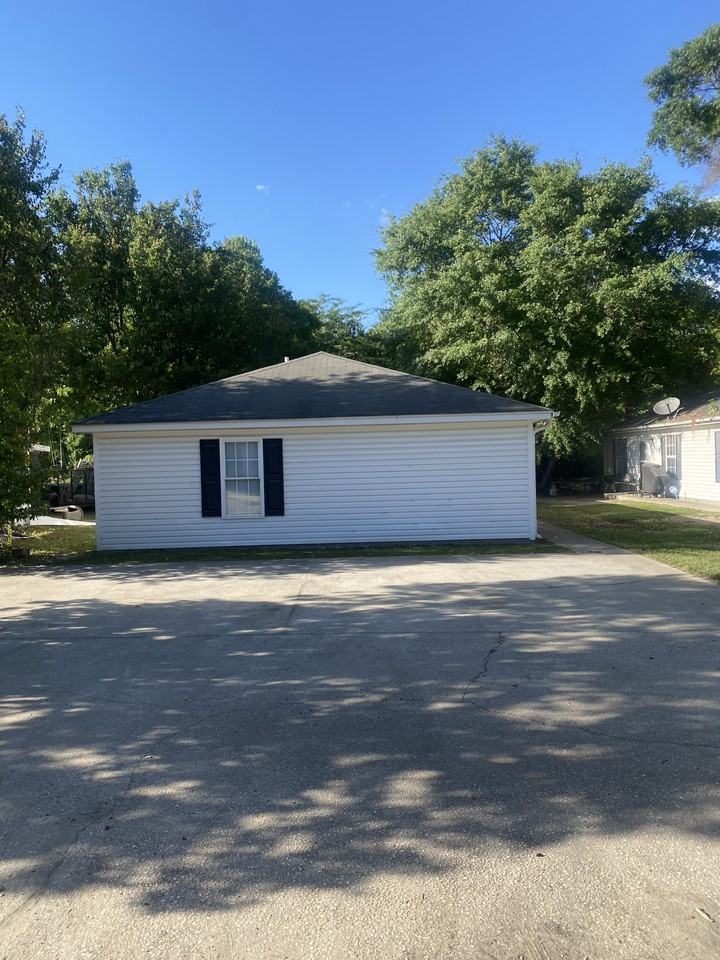 1309 Waverly Ave #A - Photo 2 of 14