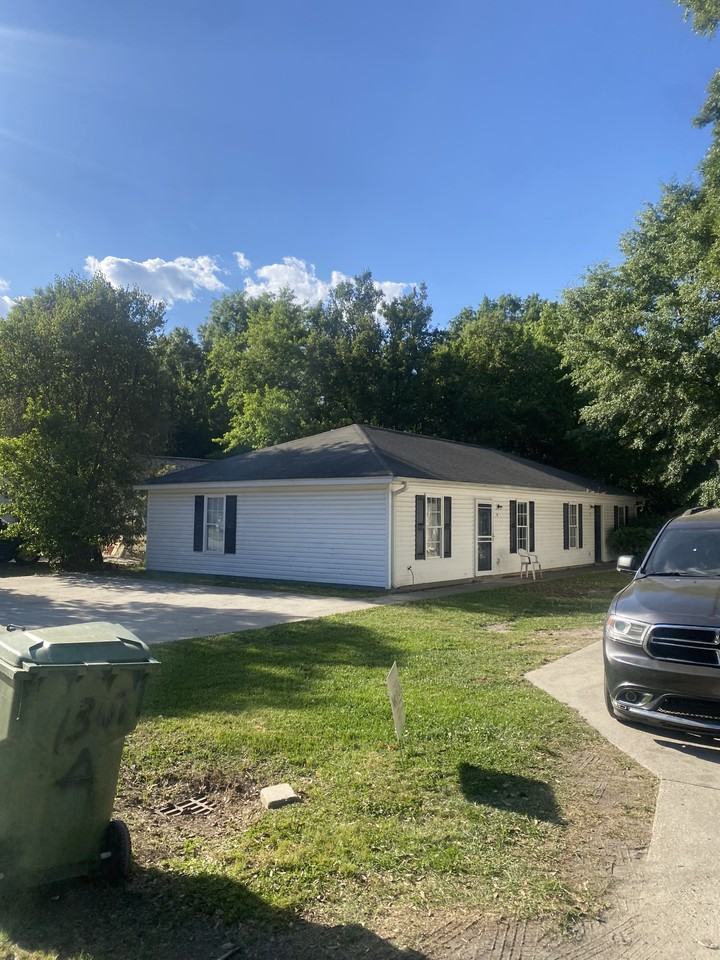 1309 Waverly Ave #A - Photo 4 of 14