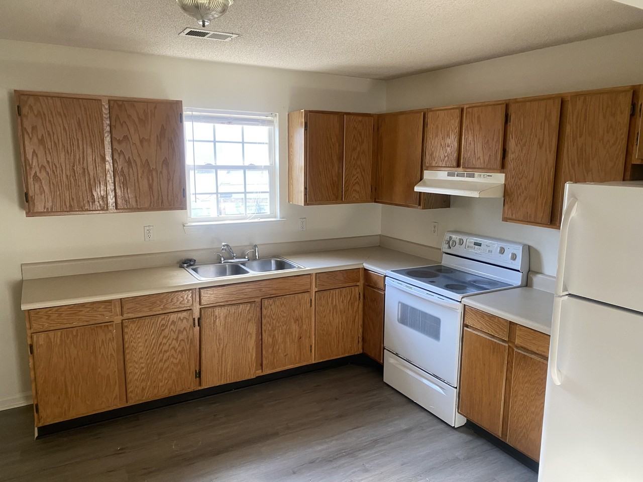 1309 Waverly Ave #A - Photo 7 of 14