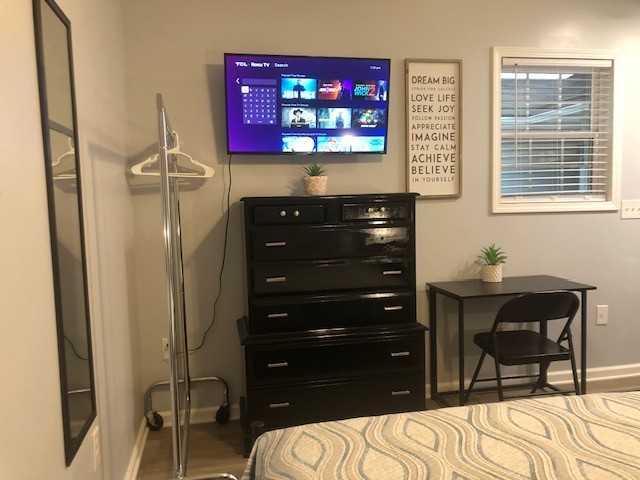 Allen Rd E #4 - Photo 4 of 14