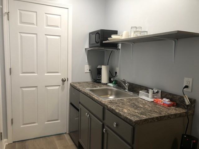 Allen Rd E #4 - Photo 5 of 14