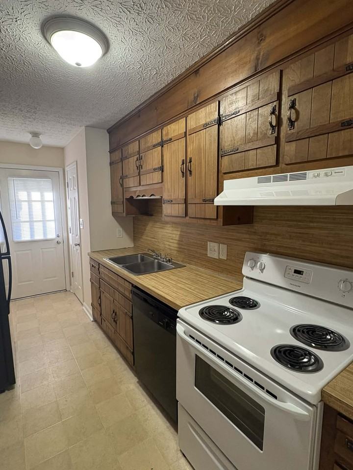 1622 Flanigan Ct #3 - Photo 5 of 20