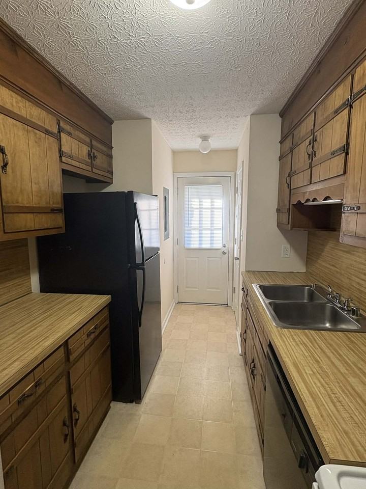 1622 Flanigan Ct #3 - Photo 6 of 20