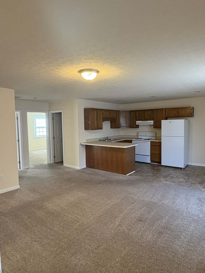 1618 Mcintosh St #C - Photo 2 of 16