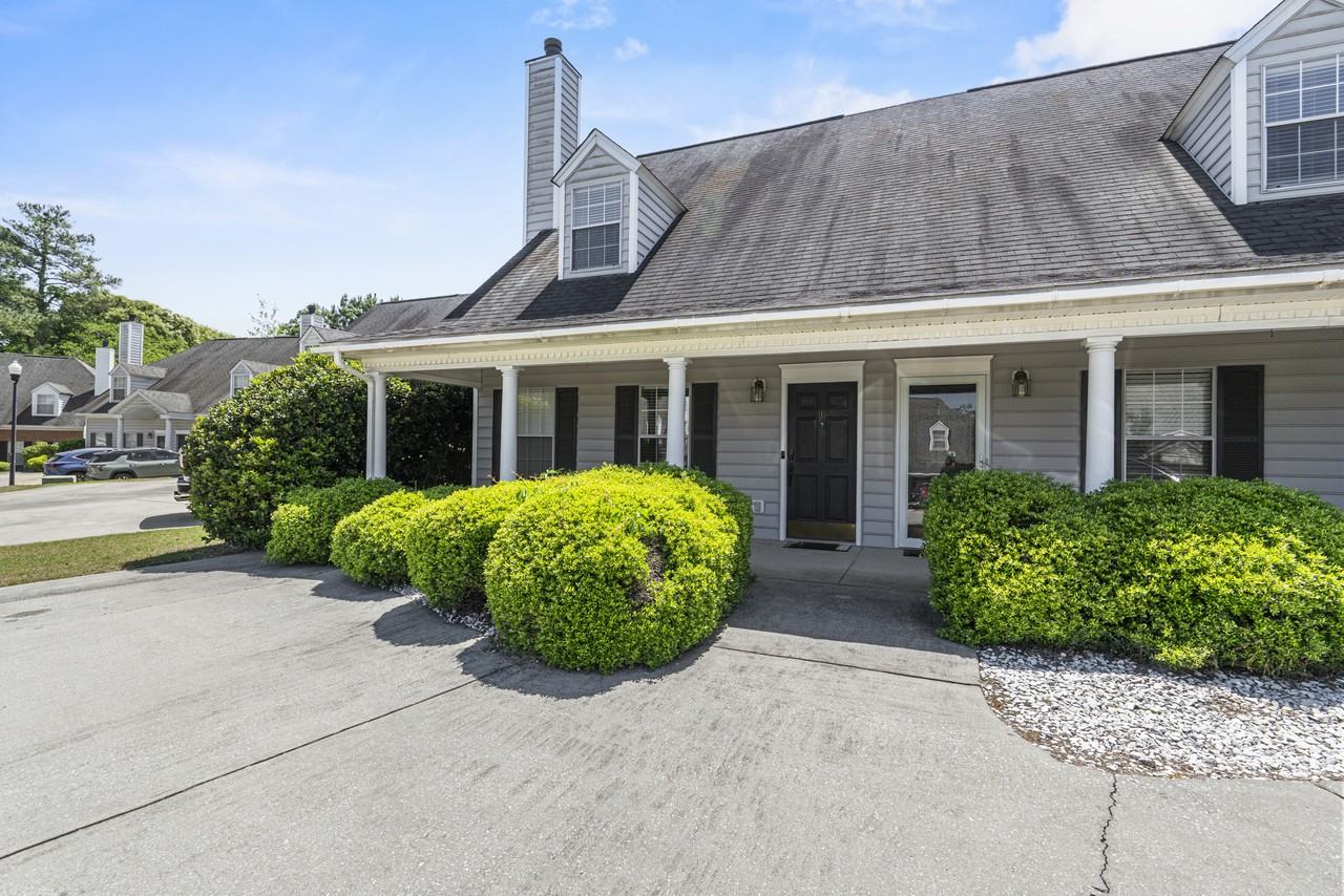 118 Saddlechase Ln #1 - Photo 2 of 23