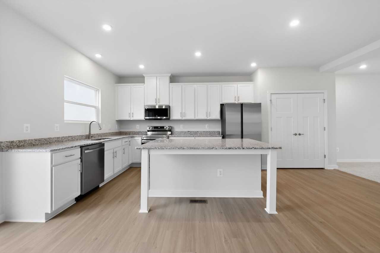 43 Elmiraj Ct #0 - Photo 3 of 17