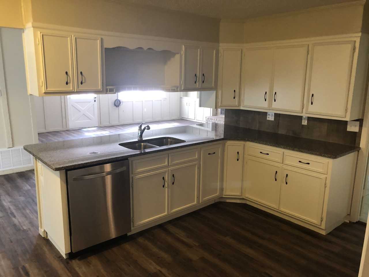 9800 Dollarway Rd #9800 - Photo 4 of 12