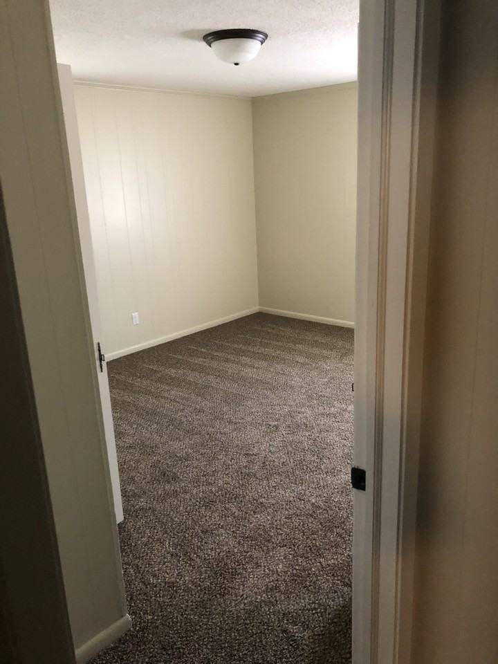 9800 Dollarway Rd #9800 - Photo 7 of 12