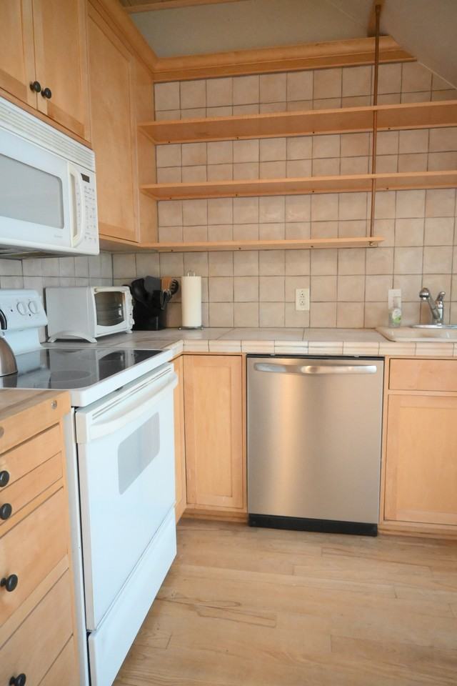 1154 Cottage Rd #2 - Photo 5 of 21