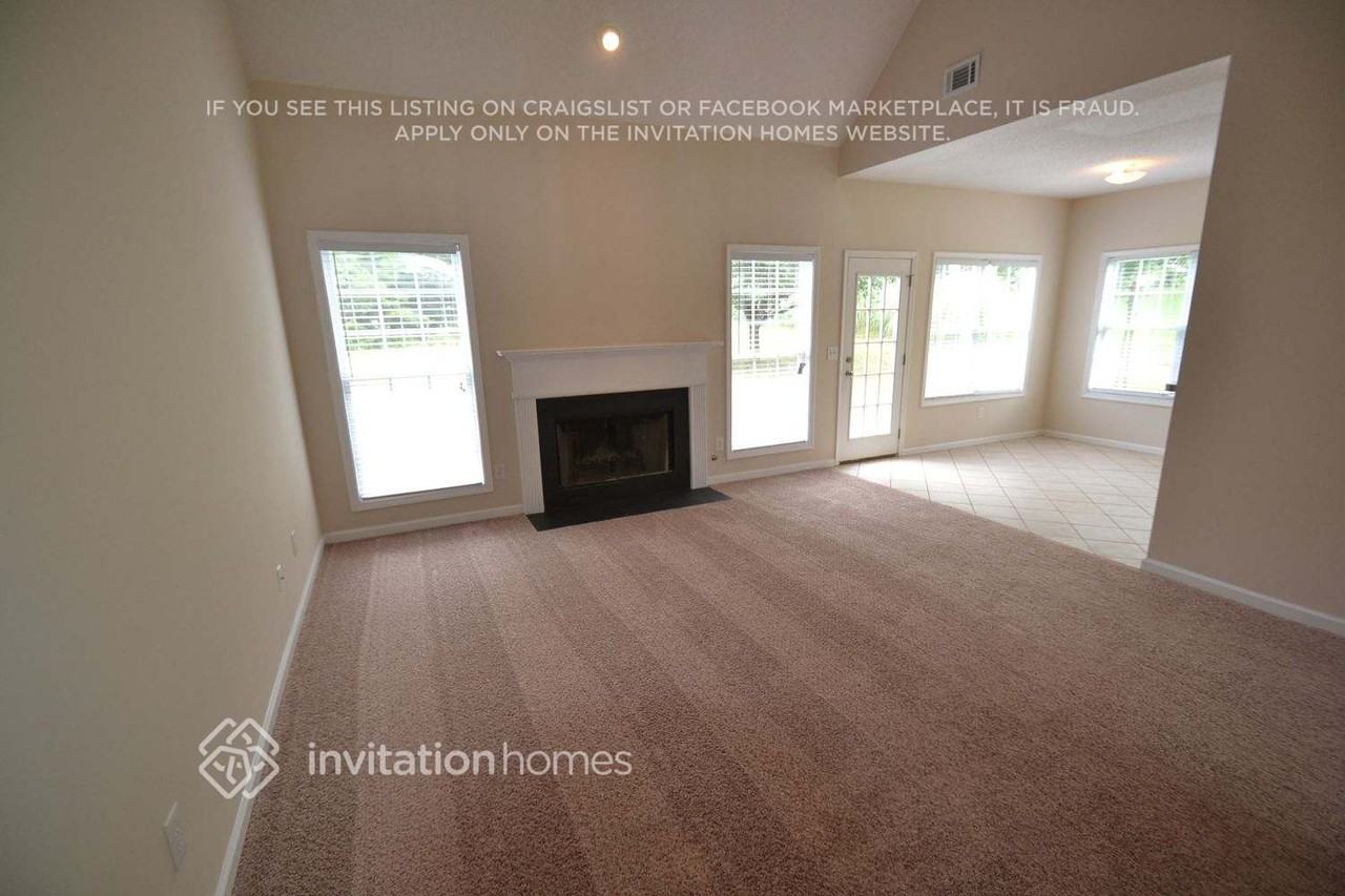 5649 Rutland Dr - Photo 3 of 12