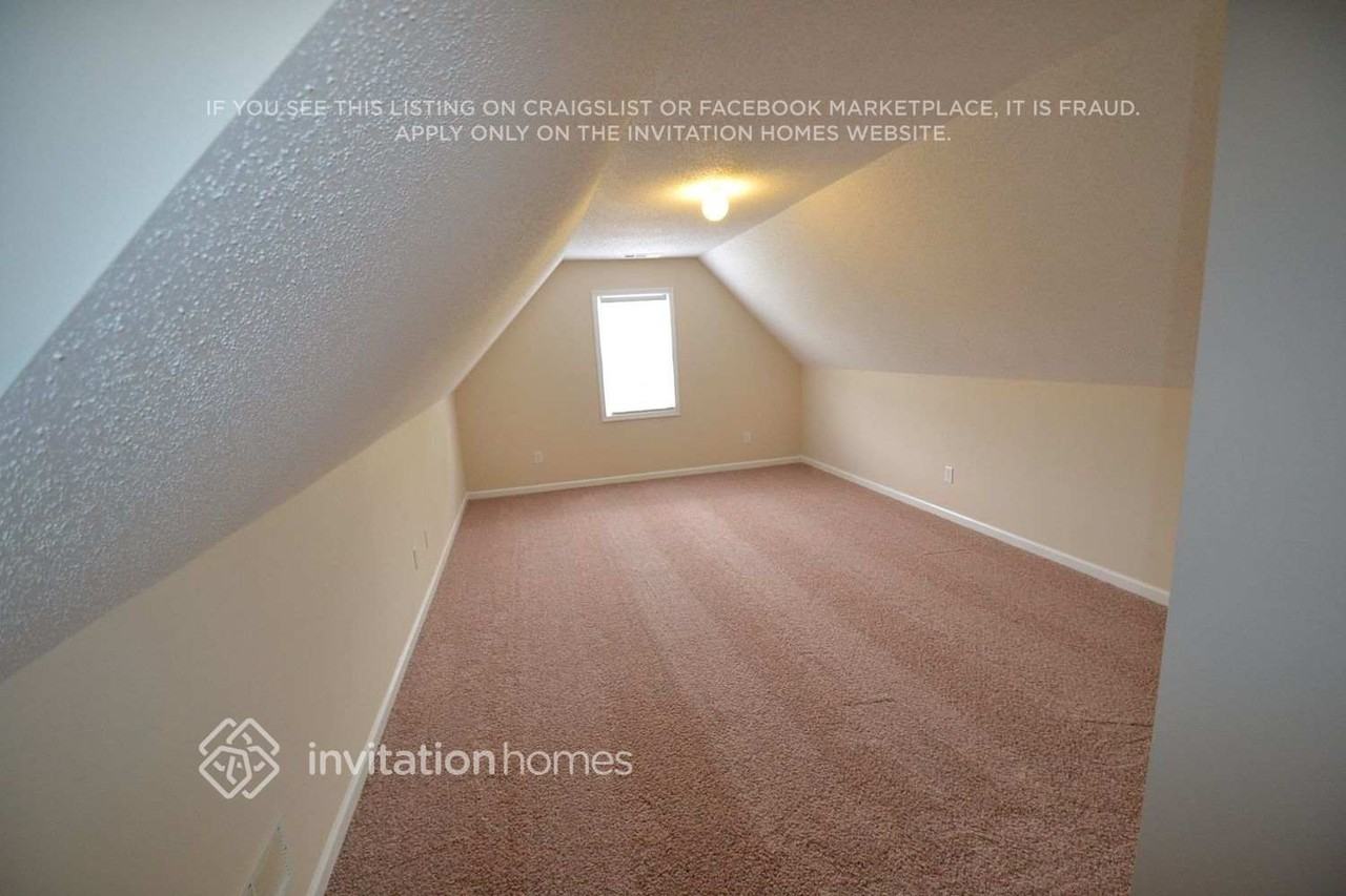 5649 Rutland Dr - Photo 7 of 12