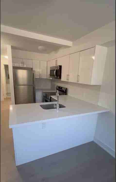 48 Wellington Street #101 - Photo 3 of 6