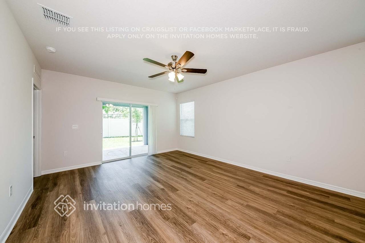 22525 Hidden Palms St - Photo 5 of 18