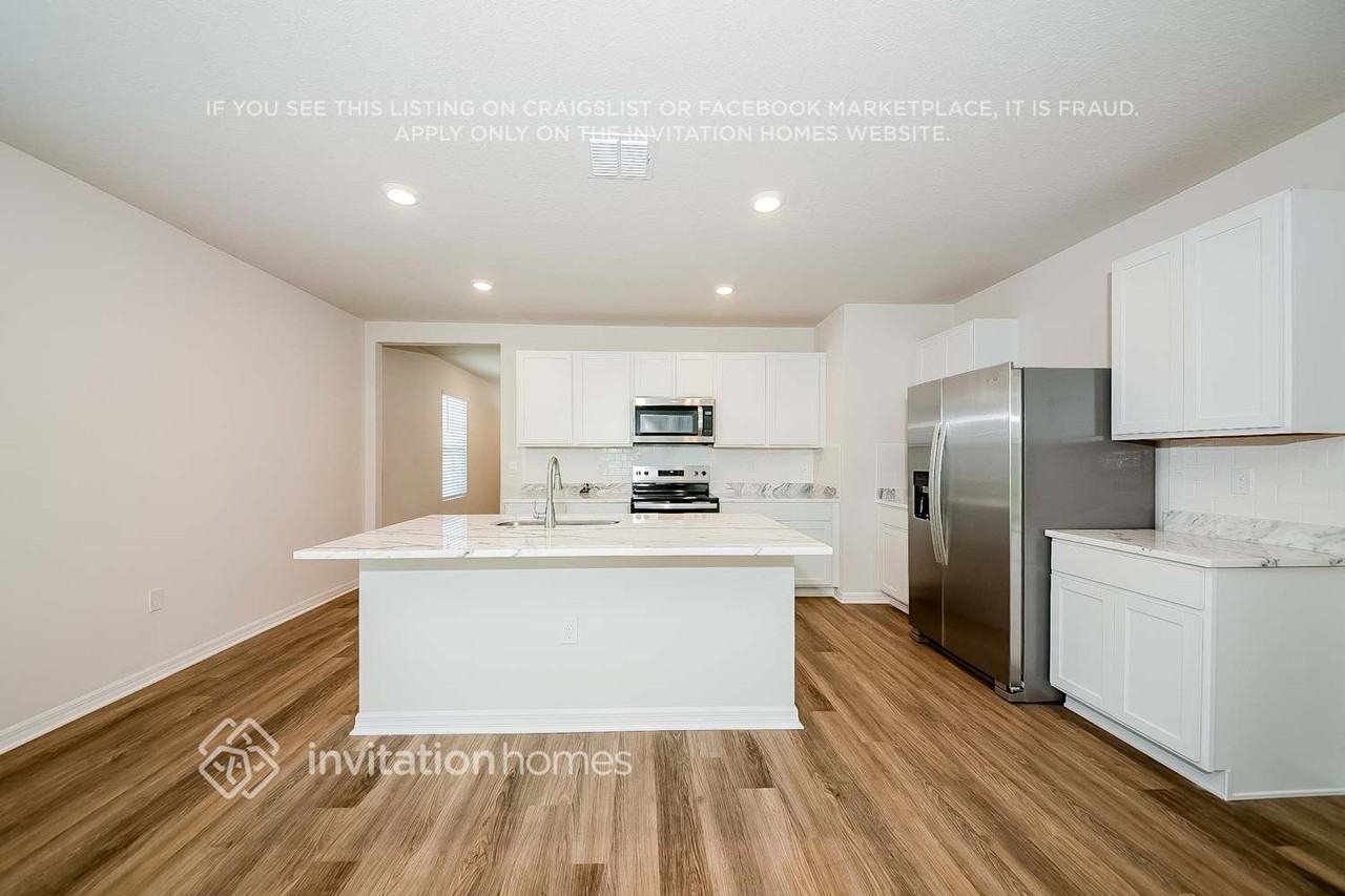 22525 Hidden Palms St - Photo 7 of 18