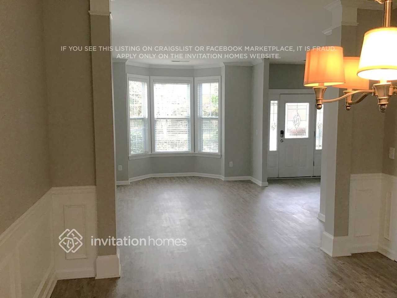 3643 Aberdeen Way - Photo 2 of 18