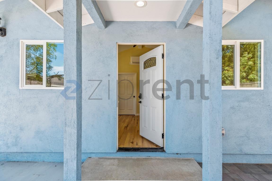 732 W Edmundson Ave - Photo 4 of 23