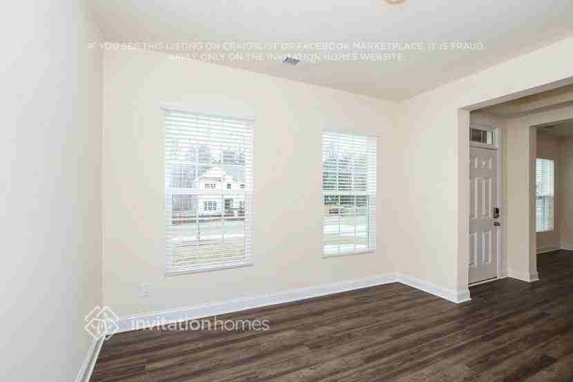 131 Sassafras Rd - Photo 4 of 21