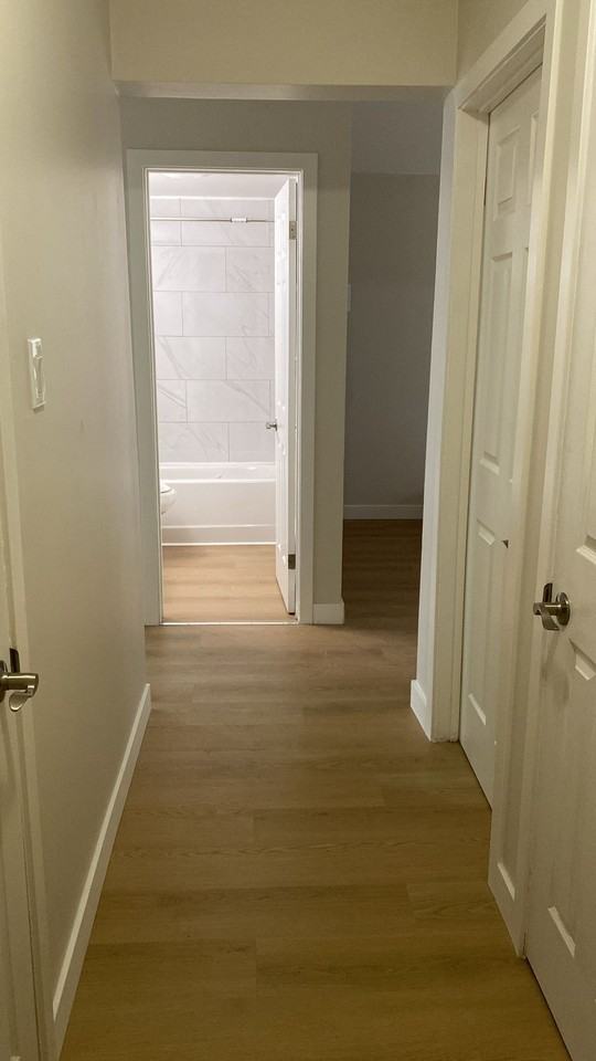 3080 Rue Masson #1 - Photo 6 of 7