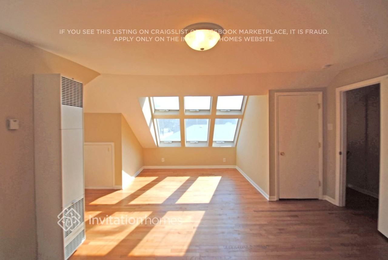 5404 S Rutherford Ave - Photo 5 of 9