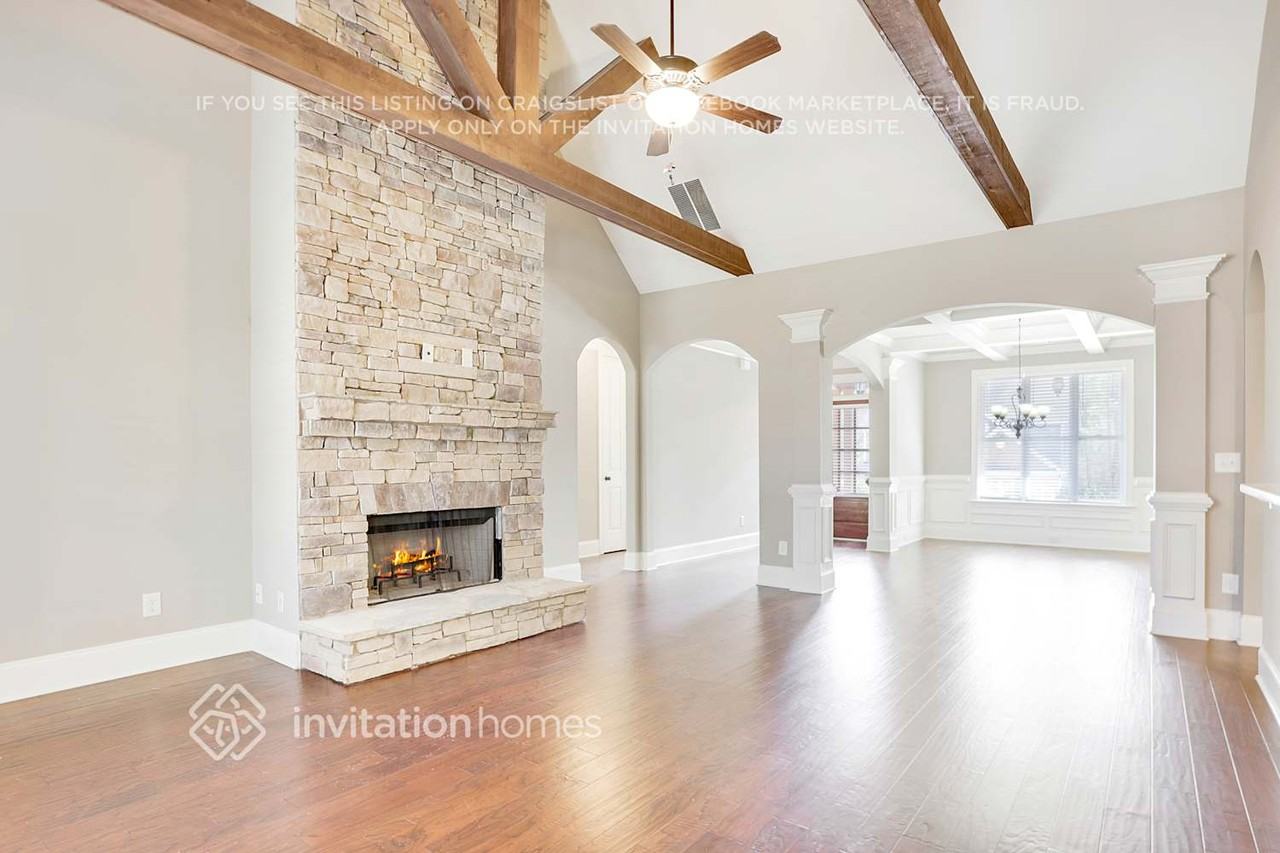 227 Dublin Way - Photo 4 of 20