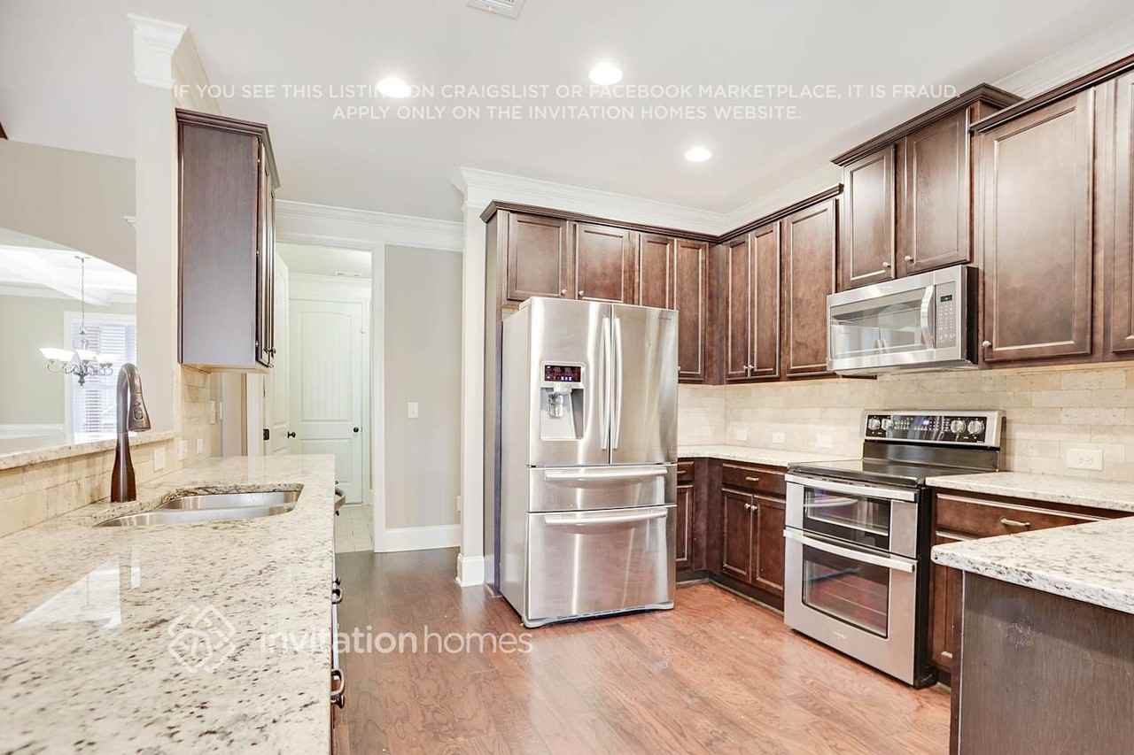 227 Dublin Way - Photo 7 of 20