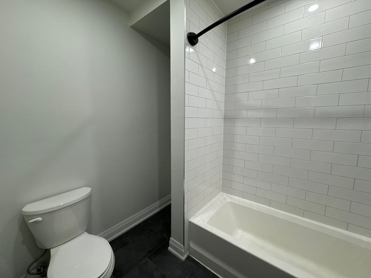 105 cannon st - Photo 2 of 13