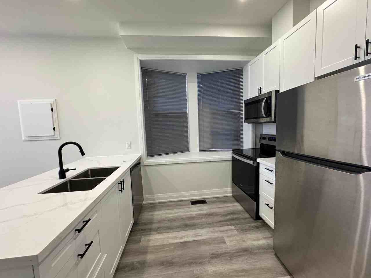 105 cannon st - Photo 3 of 13