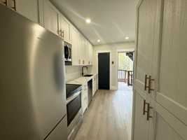 featured image of 931 Main St E