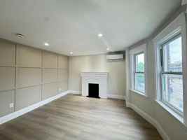 featured image of 931 Main St E