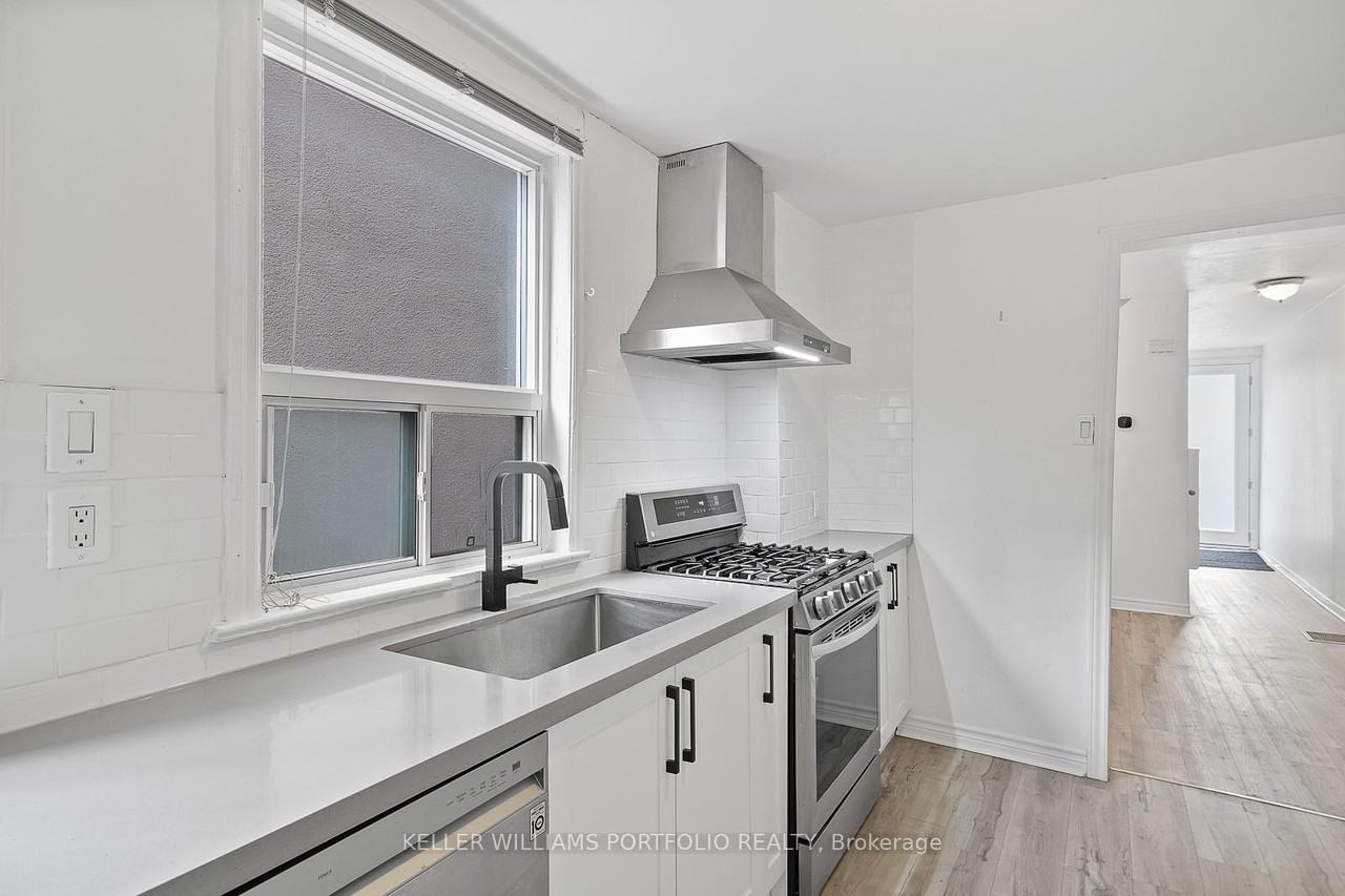 58 Manning Avenue - Photo 6 of 40