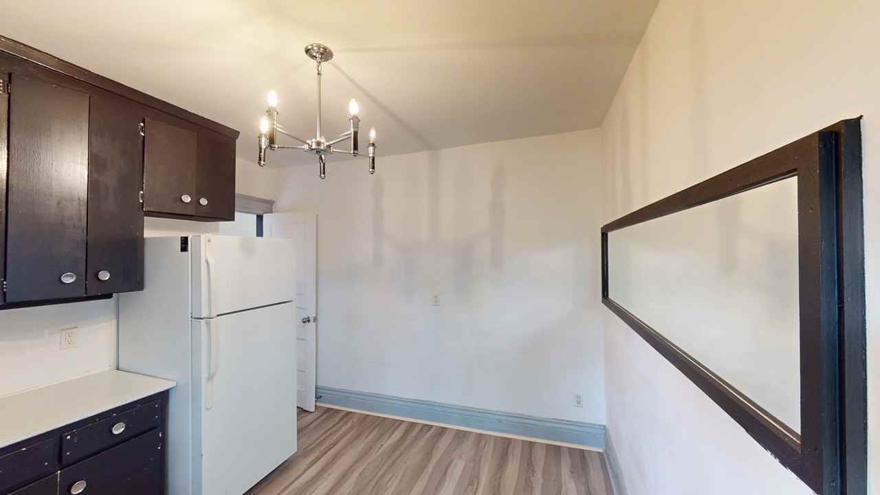 BLOOR ST W & DOVERCOURT RD - Photo 6 of 33