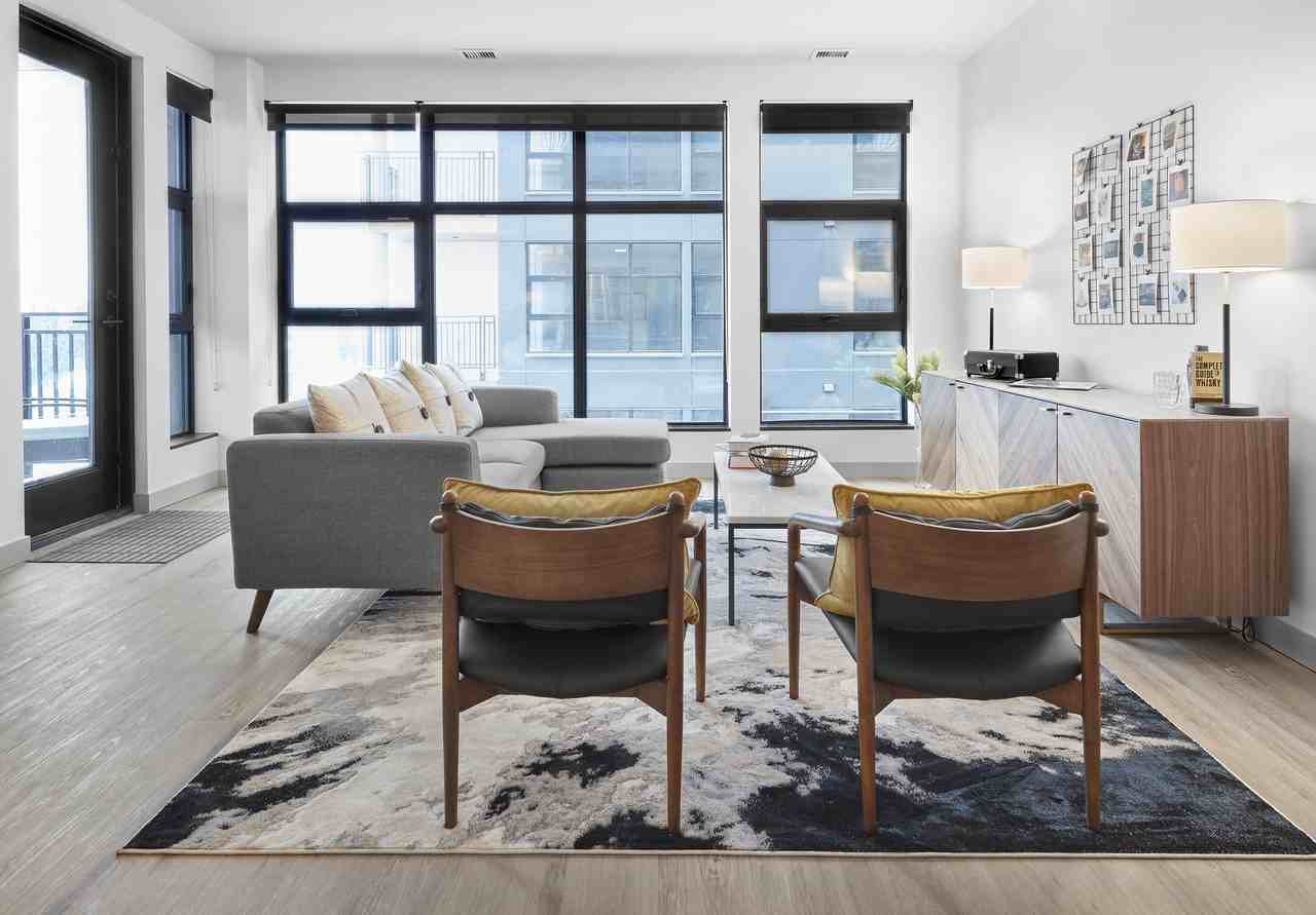 Raymond Block - Photo 4 of 50