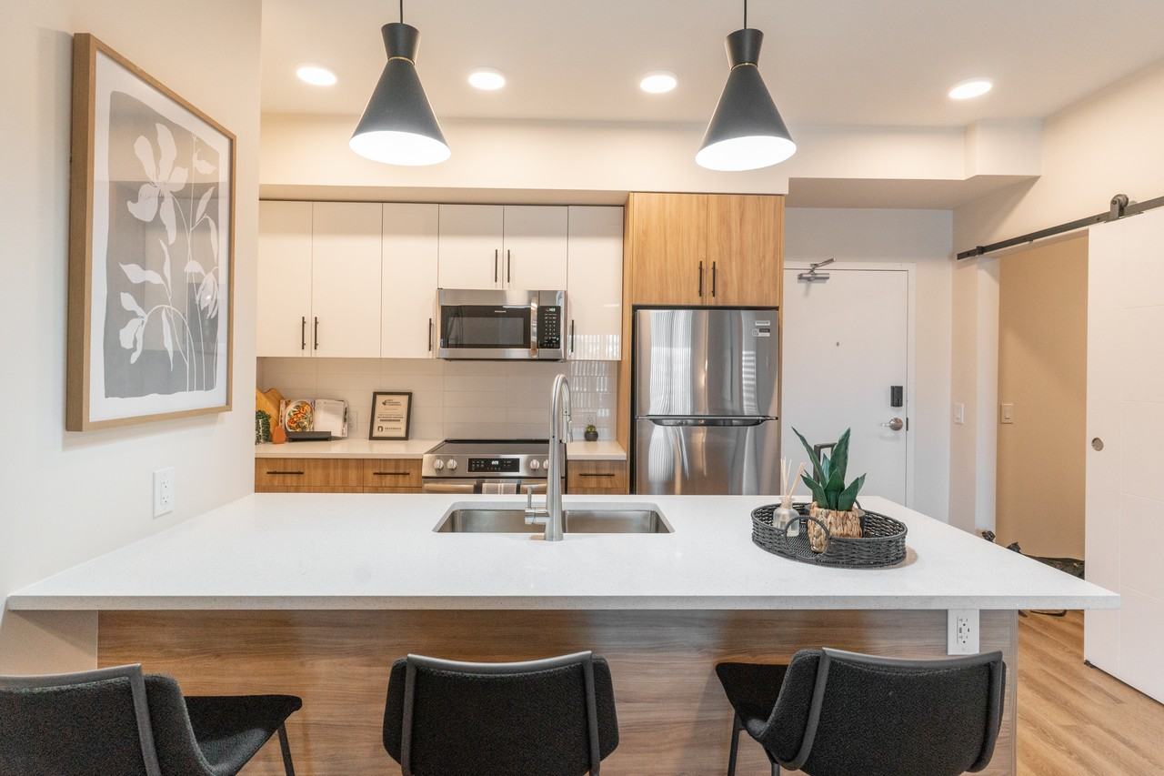 Vista Apartments at Edgemont - Photo 7 of 35