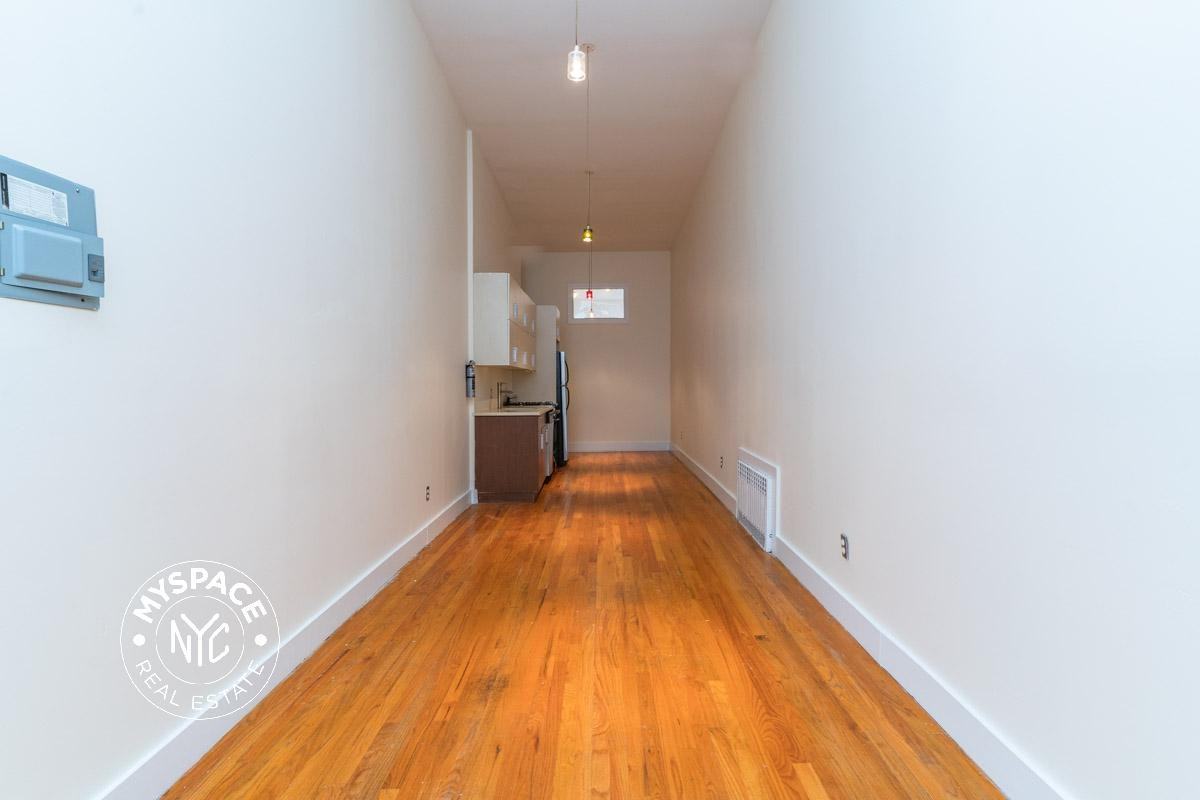 253 Stockholm St #2R - Photo 3 of 9