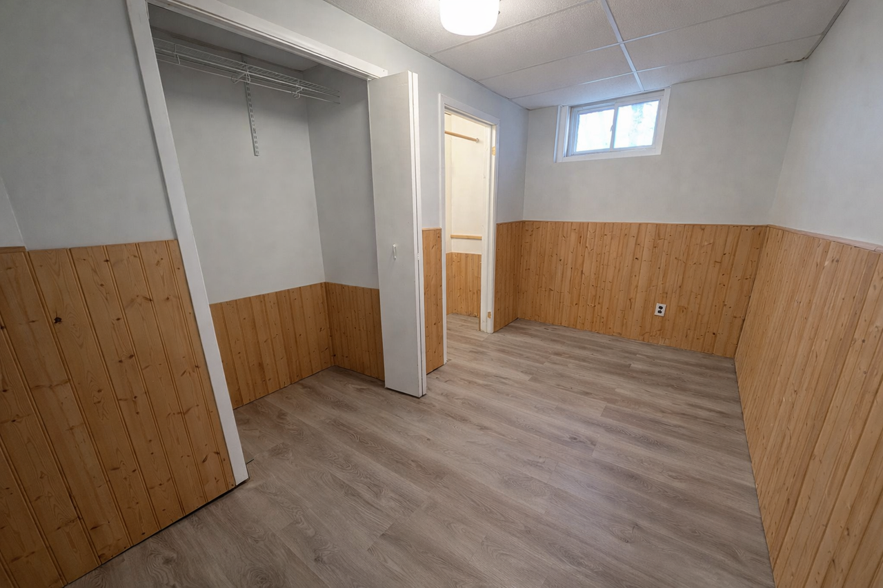 112 Park St - Photo 7 of 15