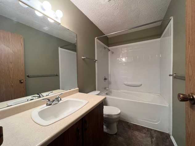 21 Greene Close - Photo 4 of 14