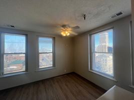 featured image of 601 S 16th St