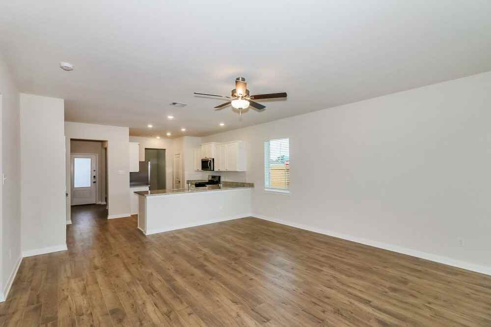 401 Sunny Highlands Dr - Photo 4 of 16